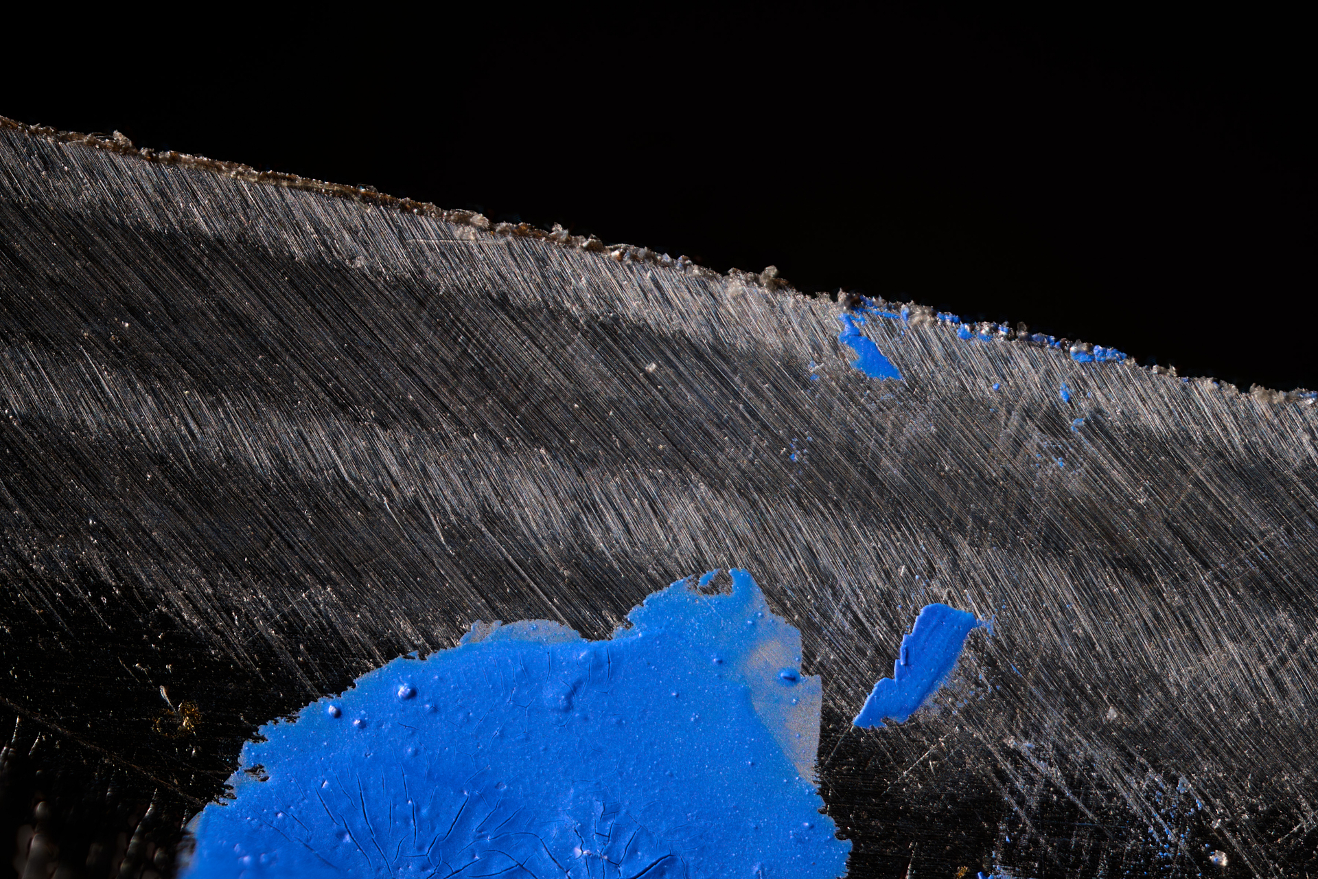 Extremes Closeup von stumpfem Messer